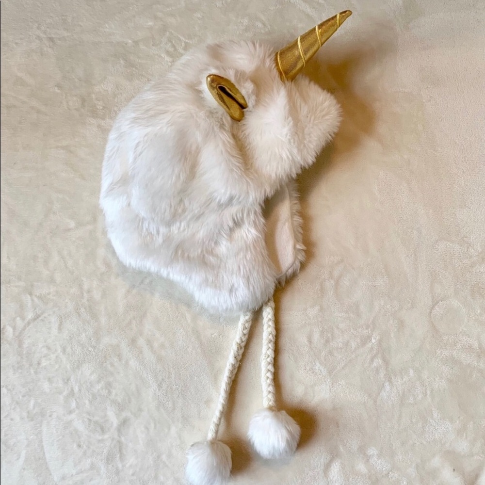 Justice unicorn furry winter hat, one size